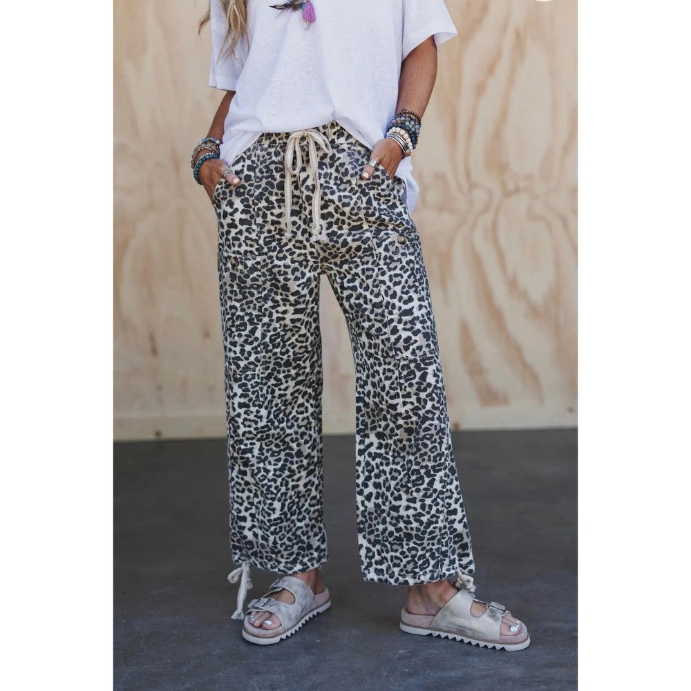 Aaron & Amber - Leopard Print Denim Jogger Pants Size Small Maximalist